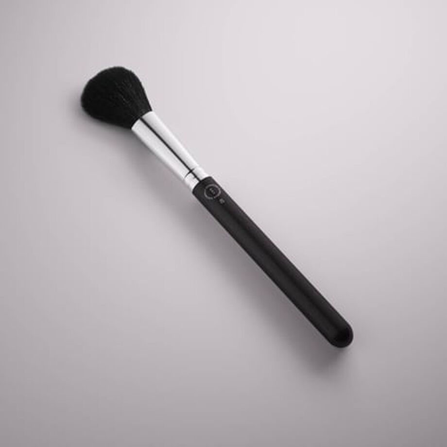 فرشاة حمرة خدود Q and A PRO NO 02