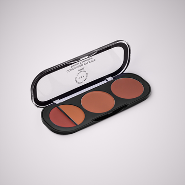 كونسيلر وكوريكتور باليت Q&A PRO 01